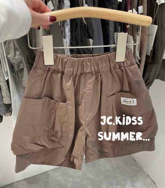 dual-pocket shorts