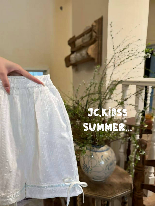 Fresh White Wide-Leg Pants